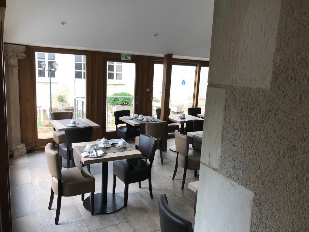 Logis Hotel - Le Relais Saint Vincent Ligny-le-Châtel Exteriör bild